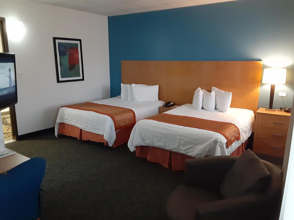 Howard Johnson By Wyndham San Juan Centro Cardiovascular Exterior foto